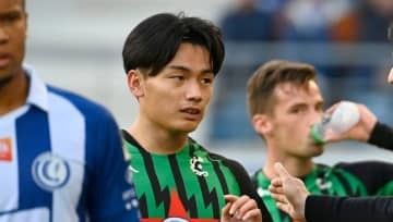 W杯でも頼む！日本代表FW上田綺世、GKシュミットから奪った冷酷ゴール（動画あり）