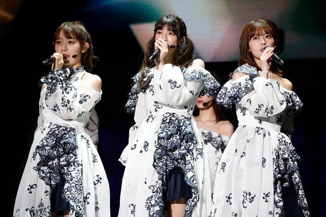 阪口珠美、吉田綾乃クリスティー、岩本蓮加「11th YEAR BIRTHDAY LIVE」3期生公演の様子（C）乃木坂46LLC