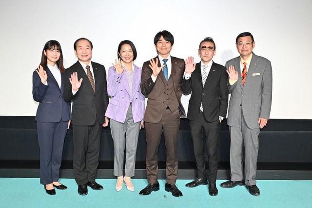 （左から）深川麻衣、中村梅雀、羽田美智子、井ノ原快彦、吹越満、田口浩正 （C）テレビ朝日