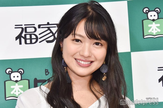 北原里英、夫・笠原秀幸との前撮り風景公開 ウェディングドレス姿披露