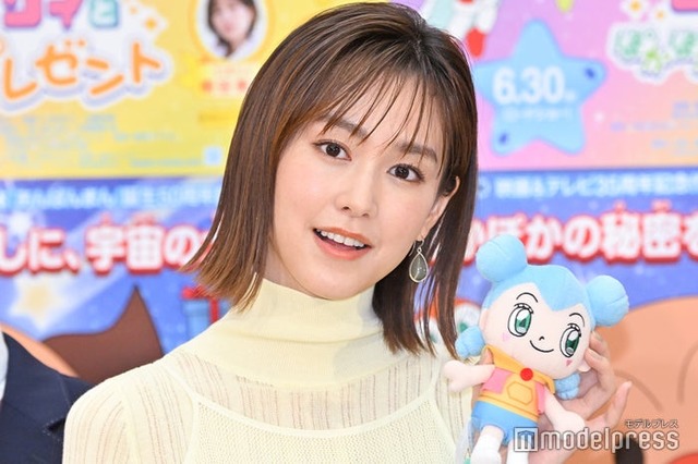 「それいけ！アンパンマン ロボリィとぽかぽかプレゼント」公開アフレコイベントに出席した桐谷美玲（C）モデルプレス