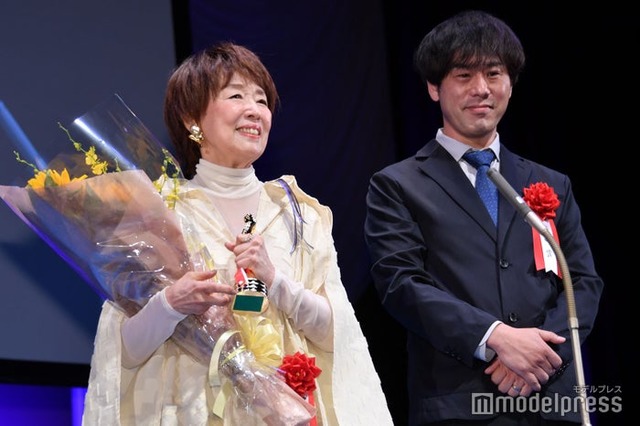 宮本信子、狩山俊輔監督（C）モデルプレス