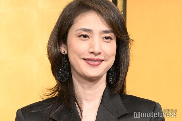 「第48回 菊田一夫演劇賞」授賞式に出席した天海祐希（C）モデルプレス