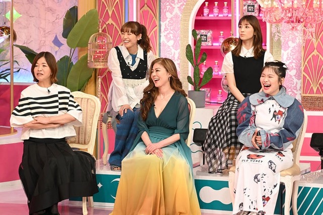 （左から）大久保佳代子、若槻千夏、武田久美子、小倉優子、富田望生（C）日本テレビ