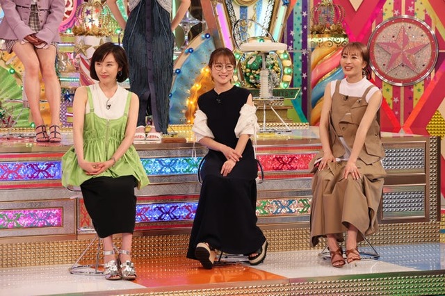 （左から）山口もえ、鈴木奈々、新山千春（C）テレビ朝日