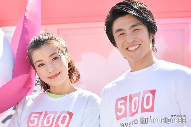 仲里依紗、中尾明慶（C）モデルプレス