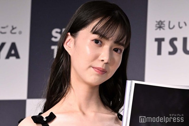 「松平璃子1st写真集 りこぴ」発売記念会見に出席した松平璃子（C）モデルプレス