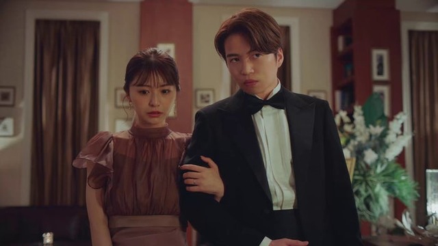 長濱ねる、菊池風磨「ウソ婚」第3話より（C）カンテレ／ジェイ・ストーム
