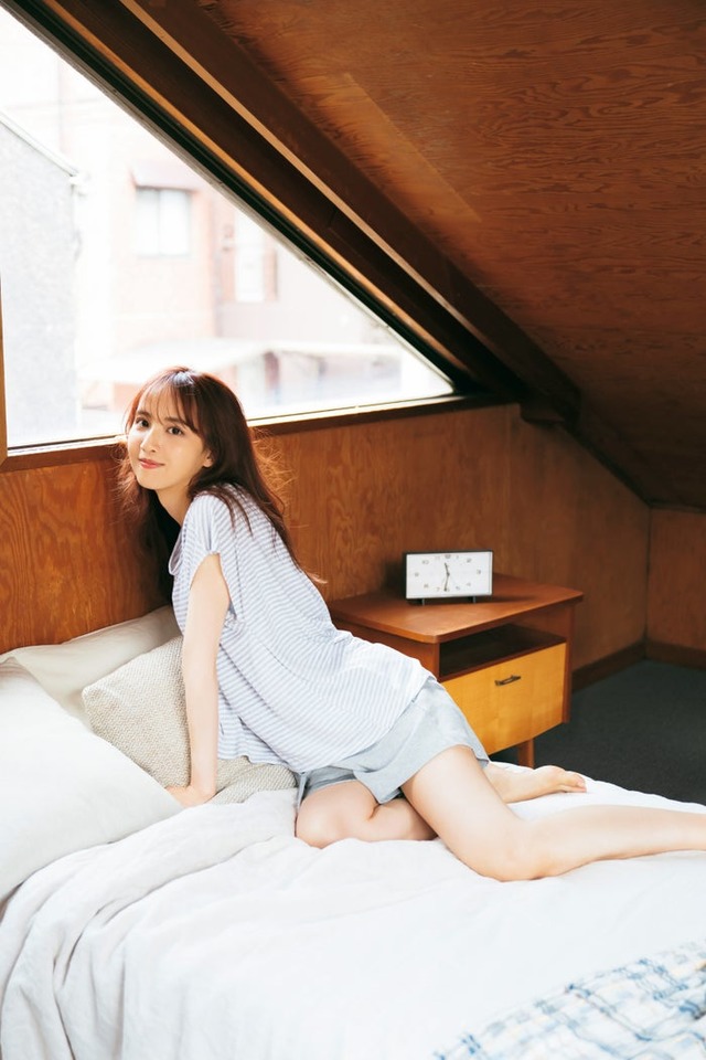 佐藤楓（C）KOBUNSHA、光文社