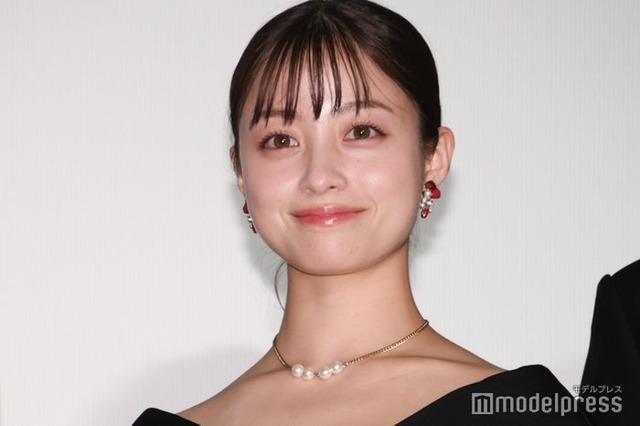 完成披露イベントに登壇した橋本環奈（C）モデルプレス