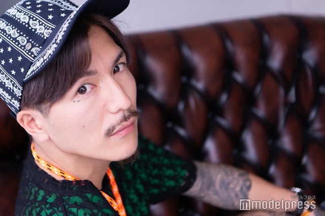 DJふぉい （C）モデルプレス