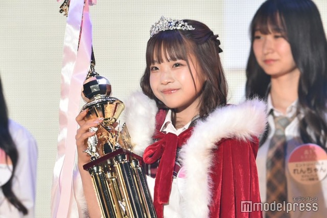 「女子高生ミスコン2023」グランプリを受賞したおとはさん（C）モデルプレス