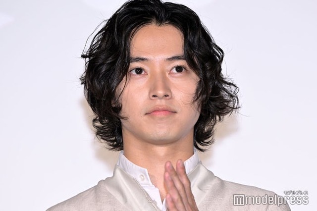 映画『キングダム 運命の炎』天下の大ヒット御礼舞台挨拶に出席した山崎賢人（C）モデルプレス