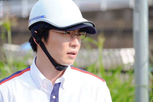 田中圭「ブラックポストマン」第1話より（C）テレビ東京