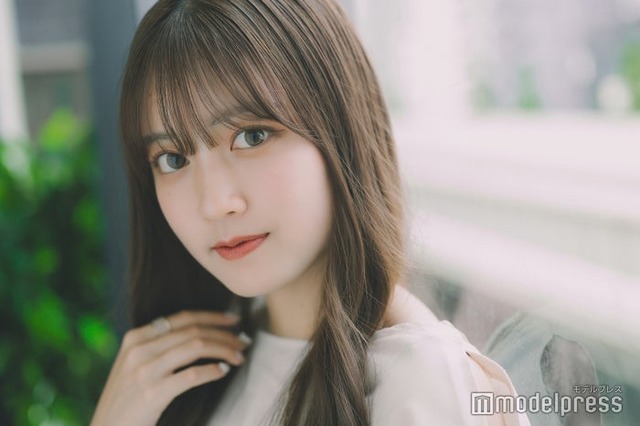 モデルプレスのインタビューに応じた花田愛実さん（C）モデルプレス