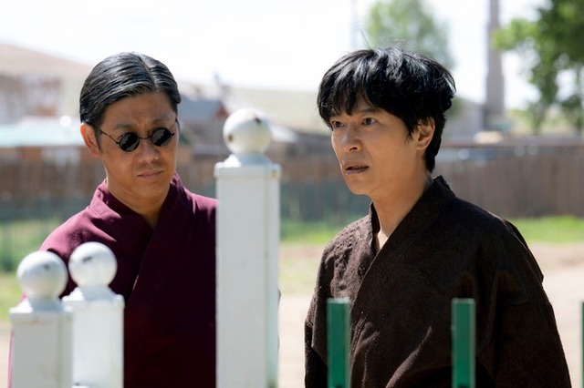 林泰文、堺雅人「VIVANT」第8話より（C）TBS