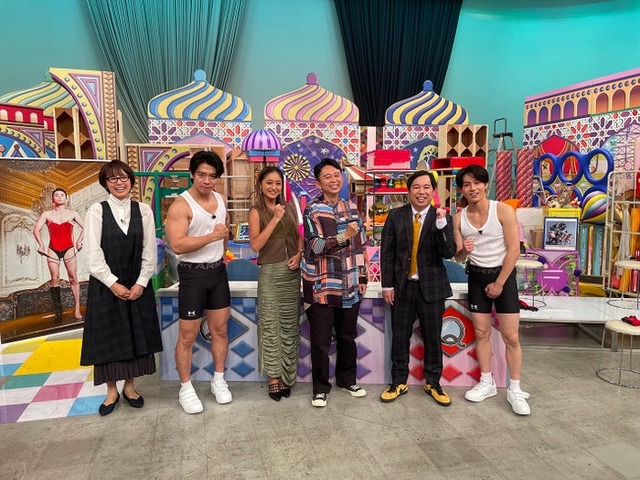 （左から）野村真季、野田クリスタル、みちょぱ、有吉弘行、せいや、松田元太（C）テレビ朝日