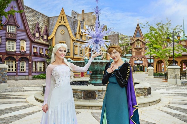 ワールド・オブ・フローズン（C）Disney