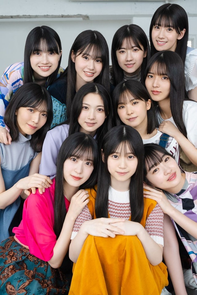 「B.L.T.」11月号（9月28日発売）表紙：櫻坂46三期生／撮影：HIROKAZU（東京ニュース通信社刊）