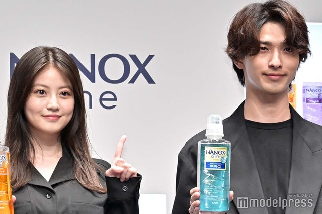 新CM発表会に出席した今田美桜、横浜流星（C）モデルプレス