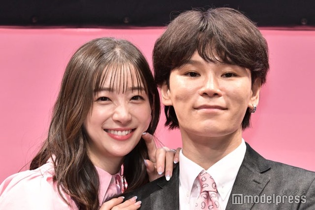 足立梨花、TATSU（C）モデルプレス