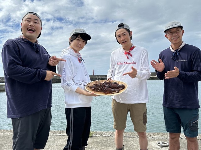 （左から）岡部大、西畑大吾、相葉雅紀、小峠英二（C）テレビ朝日