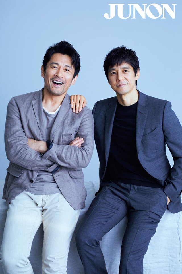 内野聖陽、西島秀俊（画像提供：主婦と生活社）