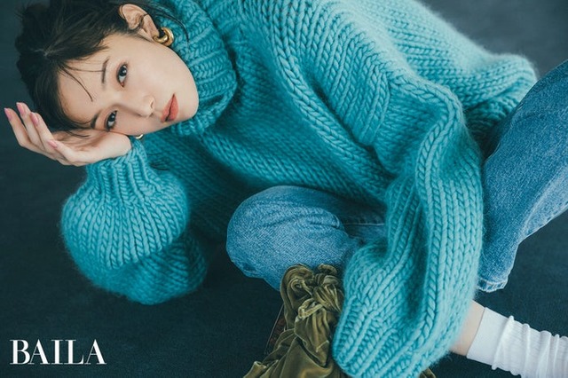 佐藤栞里（C）「BAILA」2023年11月号／集英社　撮影／東 京祐