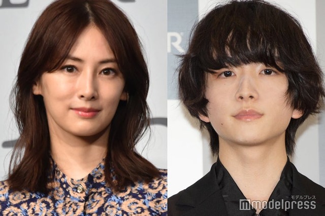 北川景子、板垣李光人（C）モデルプレス