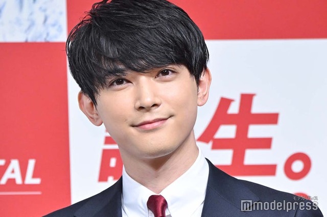 新CM発表会に出席した吉沢亮（C）モデルプレス