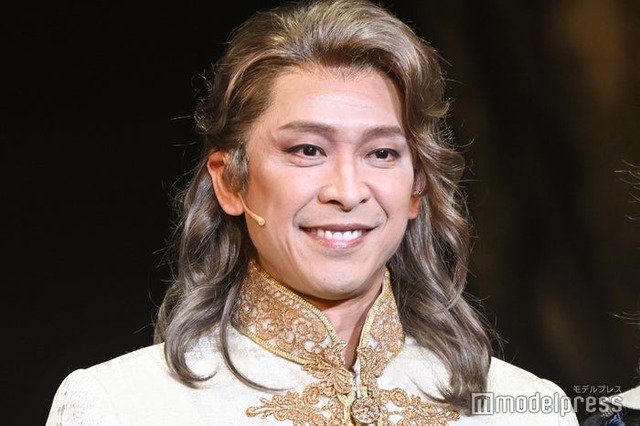 ブロードウェイミュージカル「キャメロット」初日前ご挨拶・フォトコールに出席した坂本昌行（C）モデルプレス