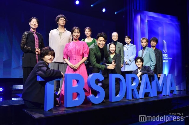 『TBS DRAMA COLLECTION 2023 Autumn！！』に出席した（前列左から）道枝駿佑、広瀬アリス、鈴木亮平、黒木華、高橋文哉（後列左から）イモトアヤコ、安藤政信、井川遥、小日向文世、小芝風花、志尊淳、仲村トオル（C）モデルプレス