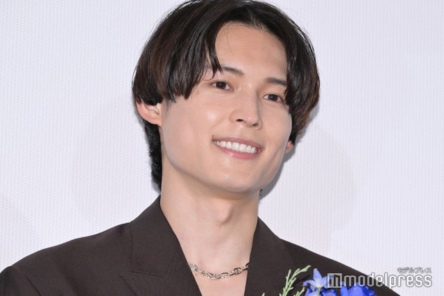 映画『キリエのうた』公開記念舞台挨拶に登壇した松村北斗（C）モデルプレス