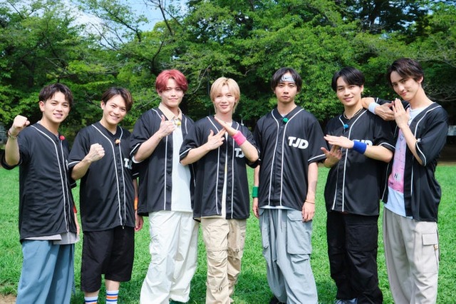 Travis Japan（宮近海斗、松倉海斗、吉澤閑也、七五三掛龍也、中村海人、松田元太、川島如恵留）（C）中京テレビ