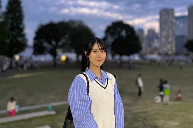 モデルプレスのインタビューに応じた倉本紗奈さん（提供写真）