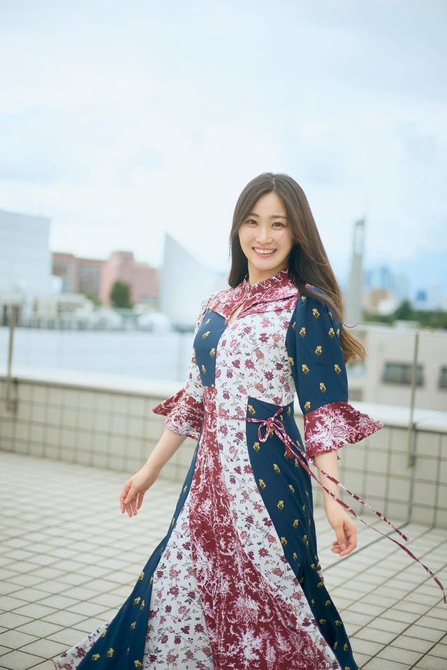 潮紗理菜（C）後野順也、光文社