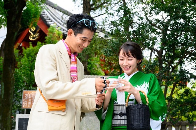 永山瑛太、吉岡里帆「時をかけるな、恋人たち」第4話（C）フジテレビ