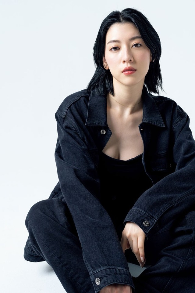 三吉彩花(（C）光文社／週刊FLASH 写真：木村哲夫