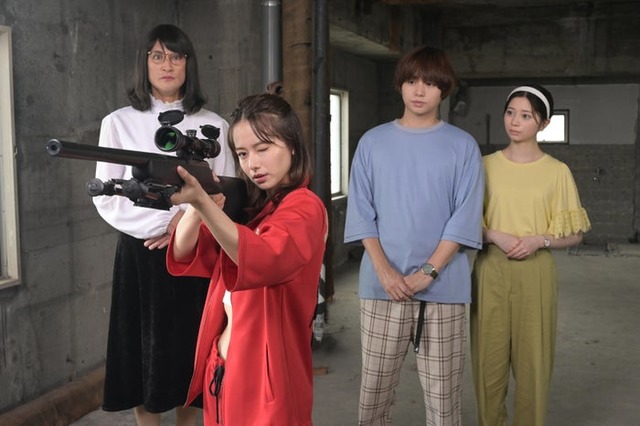 松岡昌宏、山本舞香、伊野尾慧、桜田ひより（C）テレビ朝日