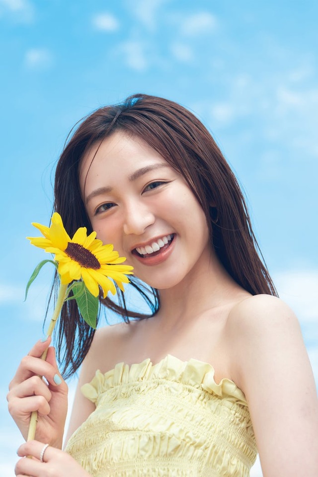 佐久間みなみアナウンサー／フジテレビアナウンサーカレンダー2024／写真：佐々木大輔（SIGNO）