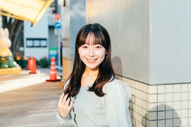 モデルプレスのインタビューに応じた柳田美侑さん（提供写真）