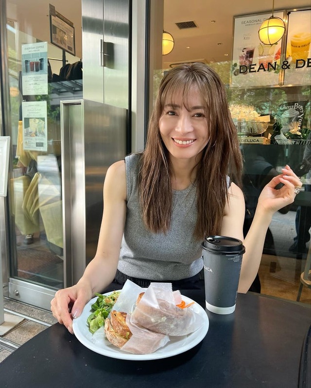新山千春Instagramより