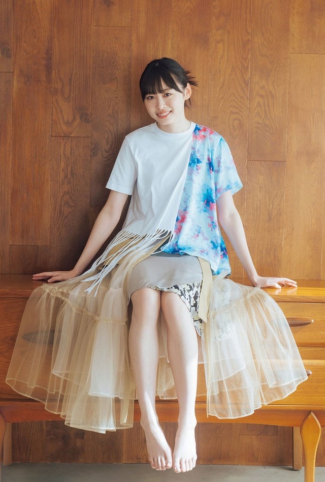 高橋未来虹「blt graph.vol.96」ローソンエンタテインメント購入特典ポストカード（提供写真）