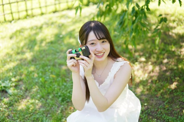 モデルプレスのインタビューに応じた西村愛結さん（提供写真）
