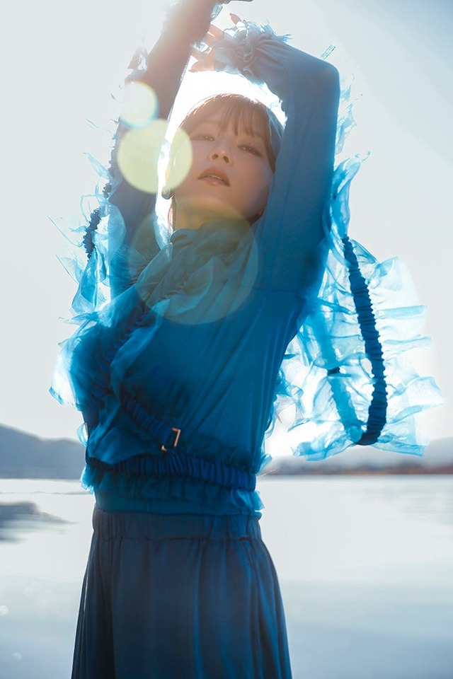 宇野実彩子／撮影：曽根将樹（C）KADOKAWA