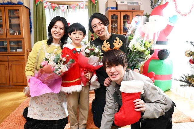 本仮屋ユイカ、木村優来、相葉雅紀、深澤辰哉（C）テレビ朝日
