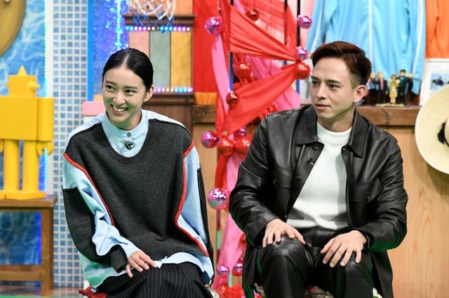 武井咲、満島真之介（C）テレビ朝日