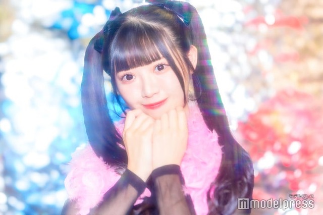 モデルプレスのインタビューに応じた山中ありさ（C）モデルプレス