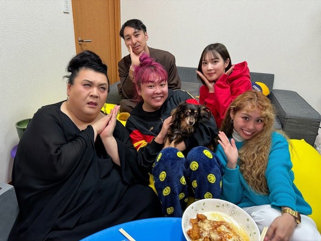 （左から時計回りに）マツコ・デラックス、あそぶ、古川優香、peco、ぺえ（C）日本テレビ