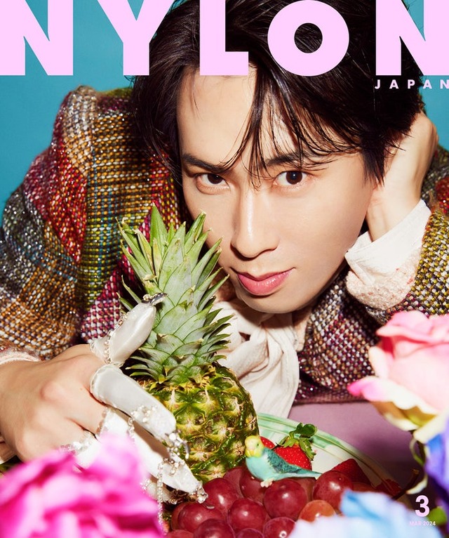 「NYLON JAPAN」3月号（カエルム、2024年1月26日発売）表紙：宮舘涼太（C）NYLON JAPAN